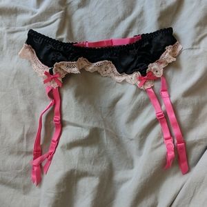 VS sexy garter
